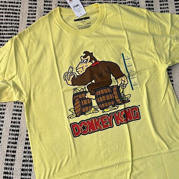 Donkey Kong Size Large Yellow Mens T Shirt NWT - Picture 4 of 7